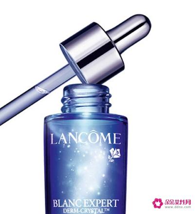 水精华和水乳的使用顺序