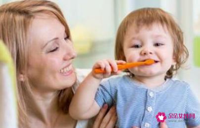 怎样美白牙齿小妙招