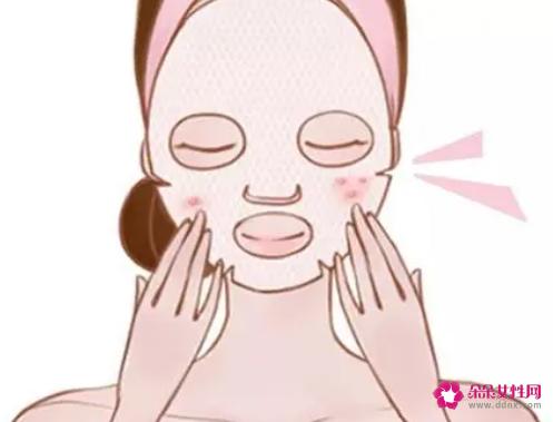如何自制去角质面膜