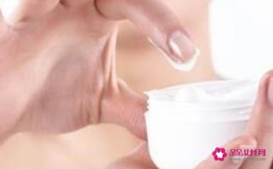 怎样才能使皮肤水润