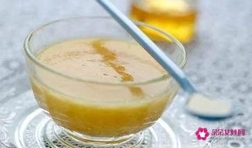 自制香蕉牛奶面膜让肌肤永葆光鲜靓丽