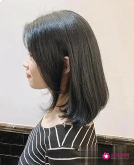 脸太小了适合什么发型