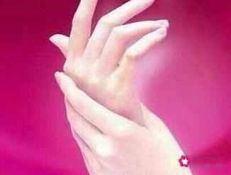 如何自己做手部护理