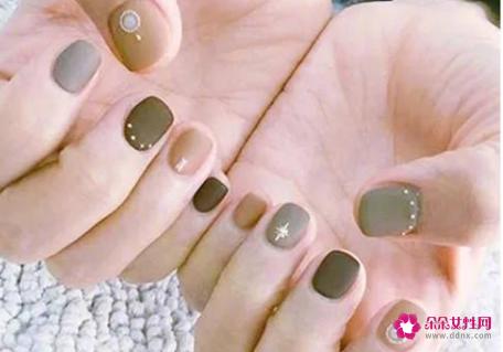 适合手短胖的美甲图片