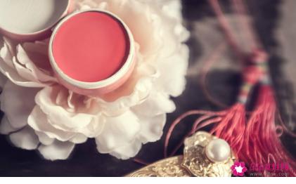 古代胭脂水粉配方