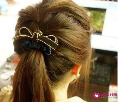 编发发型简单又好看中学女生