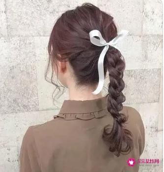 编发发型简单又好看中学女生