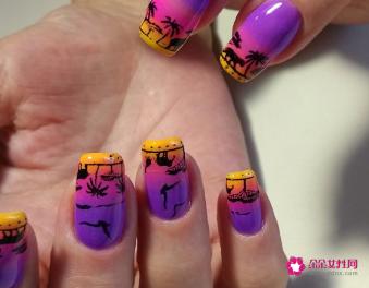 芭比美甲和光疗美甲区别