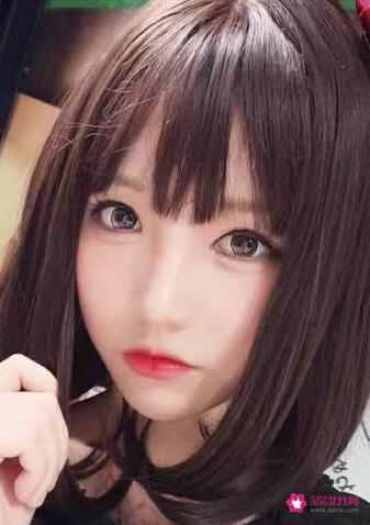 长脸女生适合什么样的发型