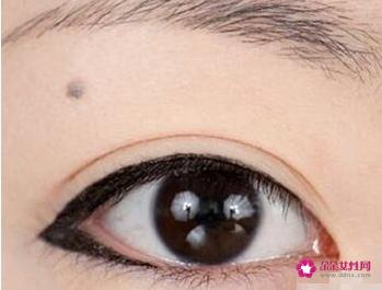 网红少女无辜眼妆画法