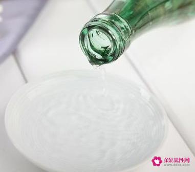 如何让烫染后的秀发更加柔顺