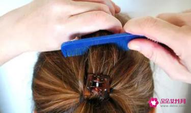 梳头发的正确方法
