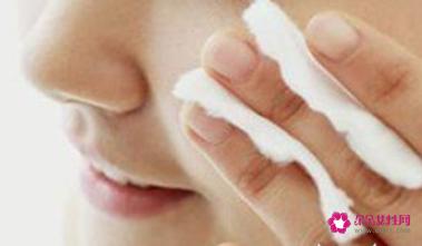 爽肤水和柔肤水区别有哪些