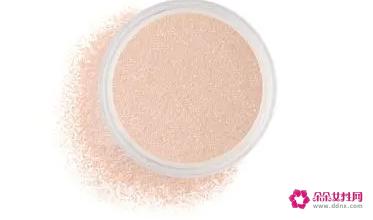 粉饼和散粉有什么区别