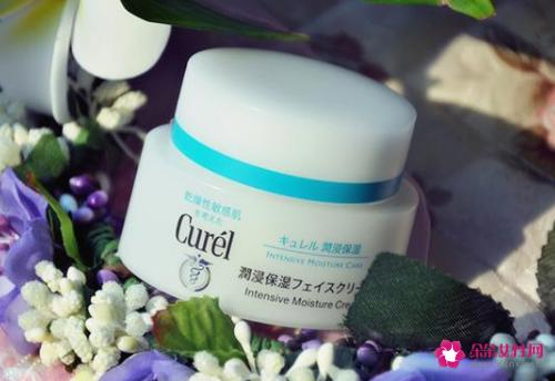 适合敏感肌肤的化妆品