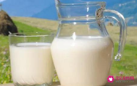 喝牛奶可以美白吗