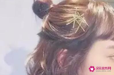 女生短发怎么扎丸子头