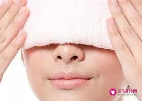 五个能够快速去眼袋的小窍门