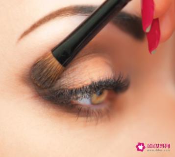 眼线笔哪种好用