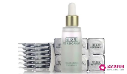 美白精华液的用法