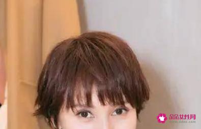 减龄又好打理的短发发型