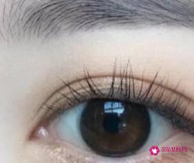 怎么画出自然又好看的眼线