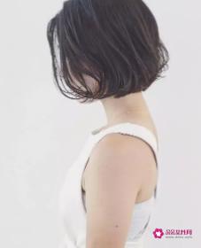 最洋气的减龄发型女