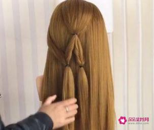 懒人扎出简单漂亮头发步骤
