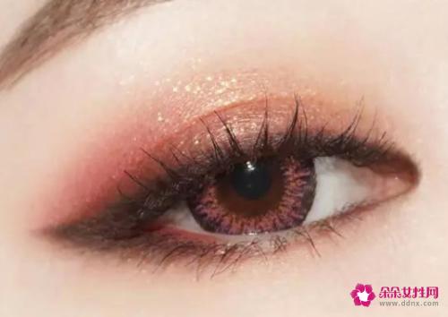 秋冬眼妆怎么化才好看呢