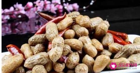 发育期间怎样让胸变得大