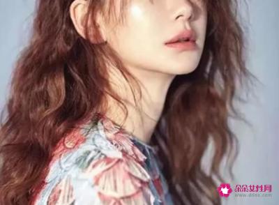 40岁头发少适合什么发型