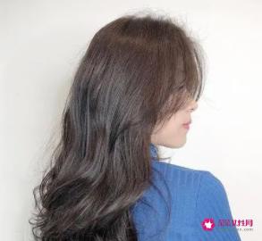 方脸适合什么发型短发