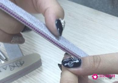 光疗延长卸甲步骤图片