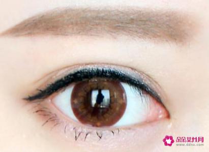 教你正确修眉画眉技巧