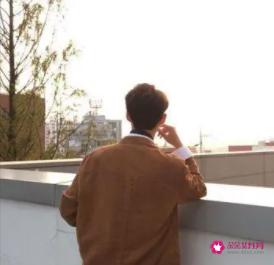 男士圆脸适合什么发型