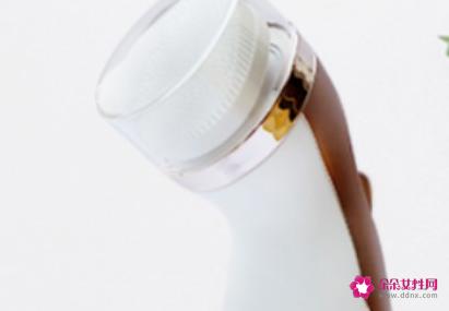 刷头洗面奶怎么用