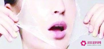 女生脸部毛孔粗大是怎么回事