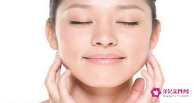 秋天用什么护肤品补水效果好