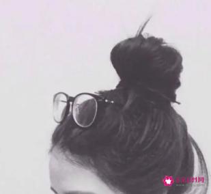 50岁女人留啥发型好看照片