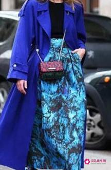 长裙怎么搭配外衣