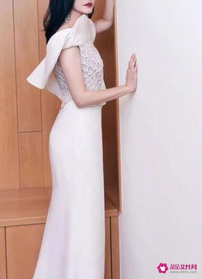 8套夏日礼服裙