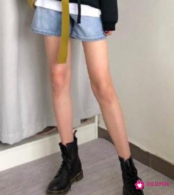 马丁靴该怎样搭配搭配