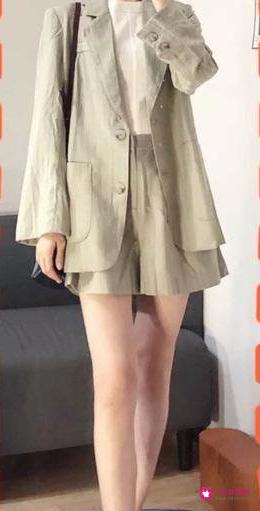 女生第一次约会打扮秋季