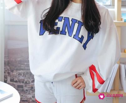 女生第一次约会打扮秋季