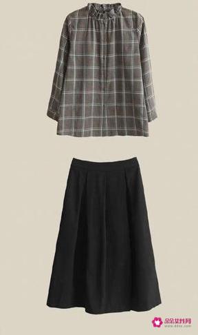 半身长裙搭配什么上衣好看