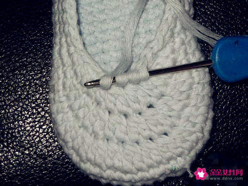 婴儿鞋的编织方法