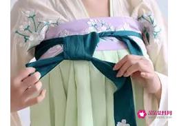 抹胸汉服的穿法图解女士