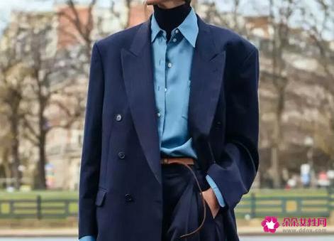 女生内搭怎么搭配