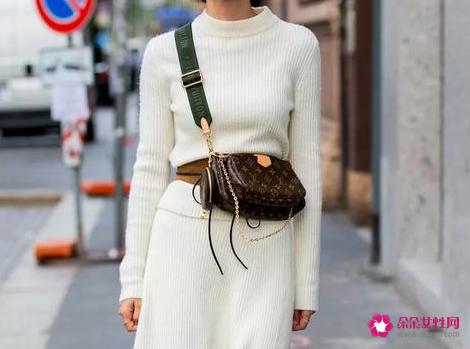 女生内搭怎么搭配