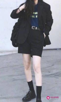 中性风格的女生穿搭